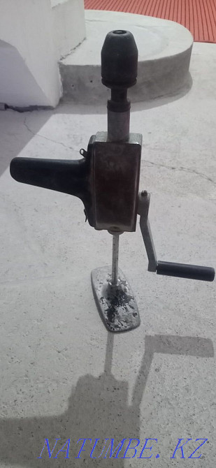 Кеңестік қол бұрғы Шымкент - изображение 1
