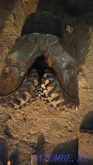 Продам долото четырех роликовое диаметр 295мм Семей - изображение 1