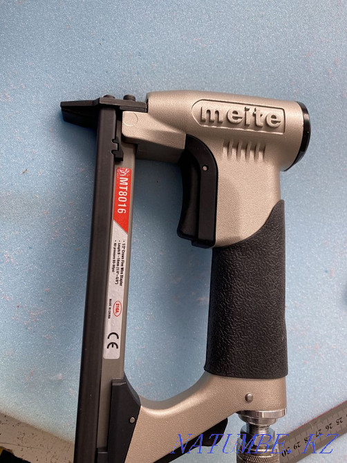 Pneumatic stapler Astana - photo 2