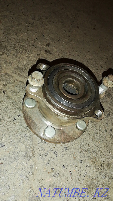 Rear hub, trunnion for subaru outback lancaster legacy b4 bh5 be5 Almaty - photo 2