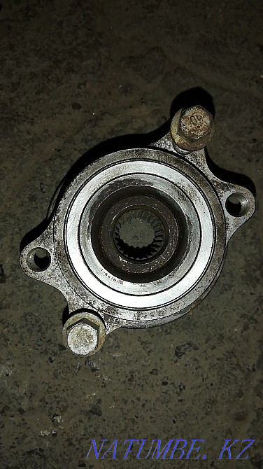 Rear hub, trunnion for subaru outback lancaster legacy b4 bh5 be5 Almaty - photo 3