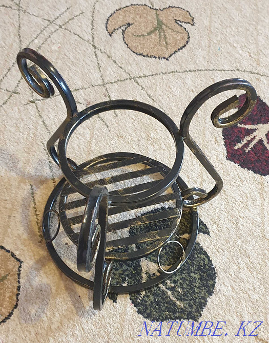 Кованная подставка для цветов Алматы - изображение 4