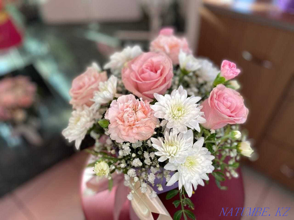 Flowers in a box • Roses • Bouquets • Flower Delivery 13 Astana - photo 1