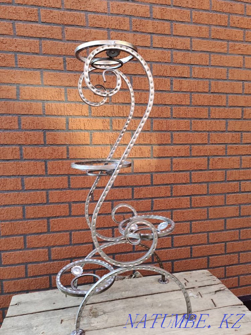 Подставка для цветов (гул салгыш) кованный изделия Шымкент - изображение 2