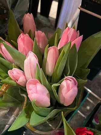 Доставка цветов : Розы : Букеты : Тюльпаны : Коробки Роз : Ирисы №89 Astana