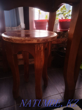 Grandma's vintage table with three stools Karagandy - photo 2