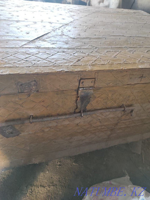 Сундук старинный Мичуринское - изображение 1