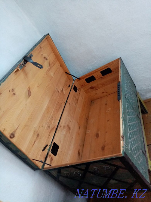 Сундук из чистого дерева АНТИКВАРИАТ!  - изображение 1