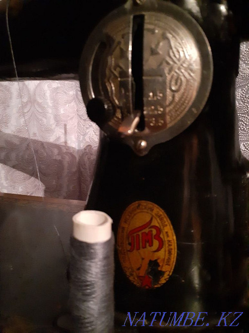 Старинная швейная машинка Семей - изображение 4