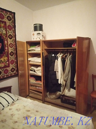 Old wardrobe, wood Almaty - photo 2