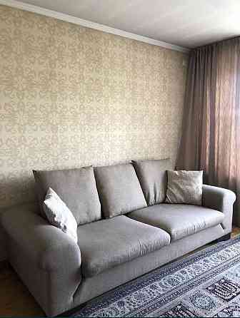 Продам диван с мягкими подушками  Алматы