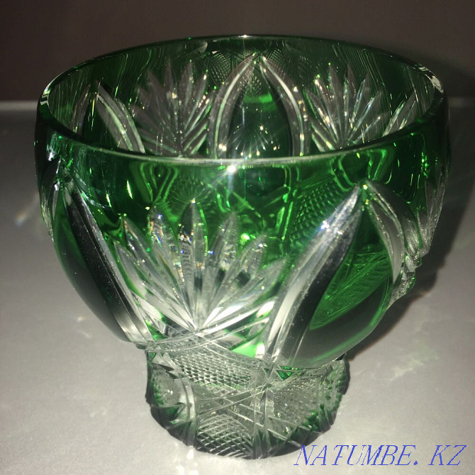 Faberge vase with engraving Almaty - photo 6