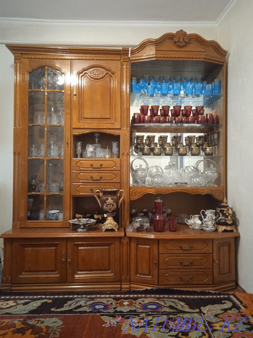 I am selling an antique. Natural wood, Romania. Almaty - photo 1