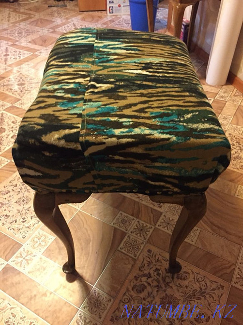 Stool and pedestal antique Ust-Kamenogorsk - photo 1