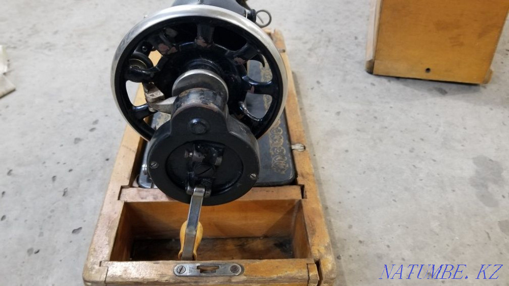 Sewing machine PMZ them. Kalinina Almaty - photo 8