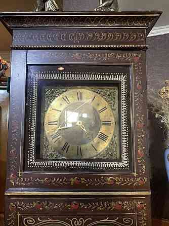Часы антикварные Almaty