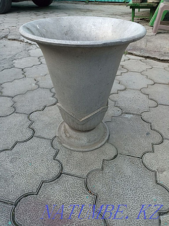 Urn Tulip USSR aluminum Almaty - photo 1