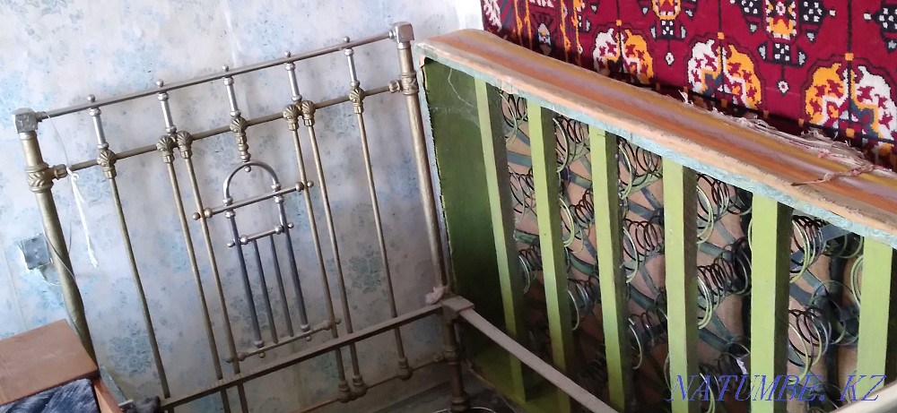 Кровать антикварная конец 19 в. Петропавловск - изображение 1