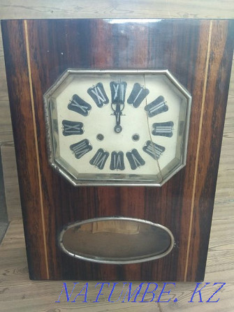 Часы настенные с боем Янтарь118151,1983г. Шымкент - изображение 1