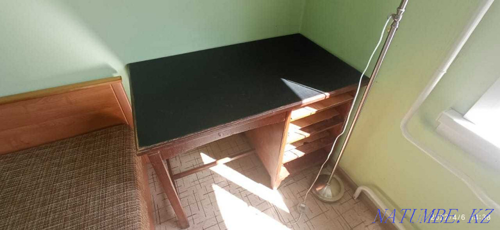 Көне сервант, жұмыс үстелі  Алматы - изображение 5