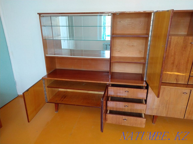 I will sell a wooden furniture set of the 70th years. Taldykorgan - photo 2