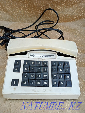 Телефонный аппарат 1992 года выпуска. Шымкент - изображение 2
