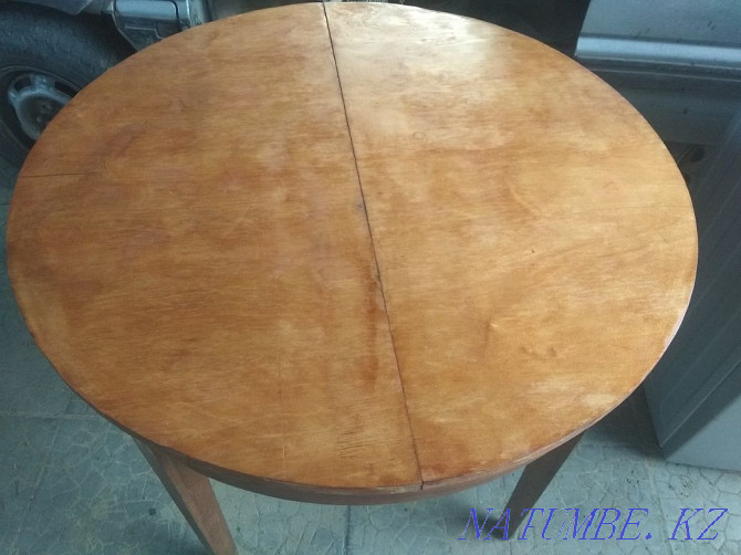 Советский деревянный круглый стол Жетыген - изображение 2