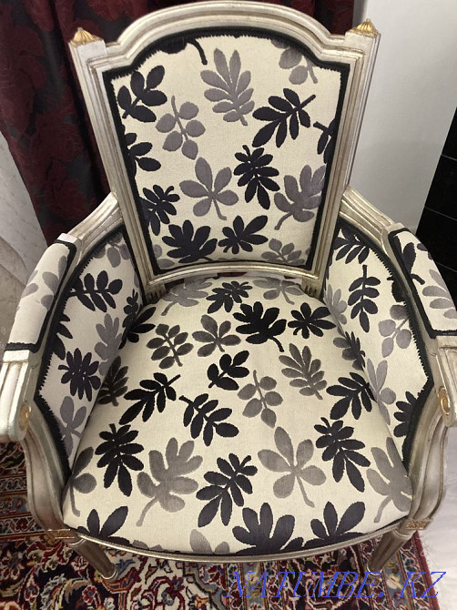 Продается антикварный гарнитур Алматы - изображение 2