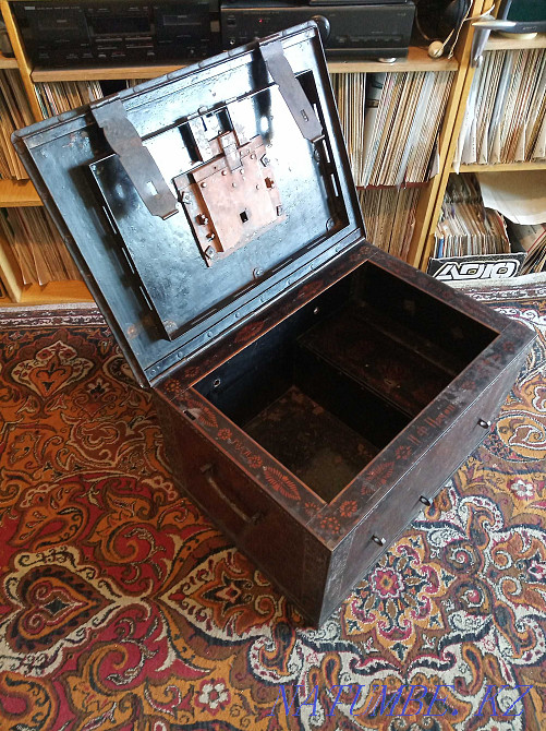 Chest safe 1907 Forged Almaty - photo 2