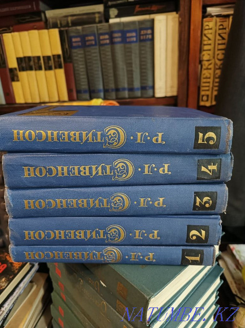 Selling a library, more than 3000 books of various genres. Almaty - photo 2