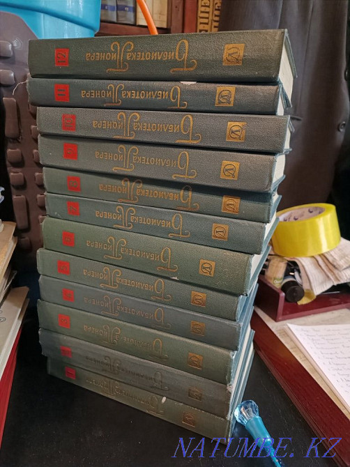 Selling a library, more than 3000 books of various genres. Almaty - photo 1