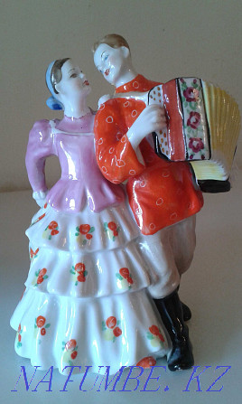 I will sell a porcelain figurine of the USSR. quadrille. the price is conditional. Atyrau - photo 1