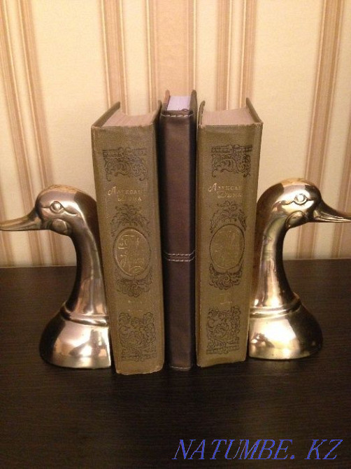 Букинг латунный для книг "Утки" антикварный Англия Павлодар - изображение 1