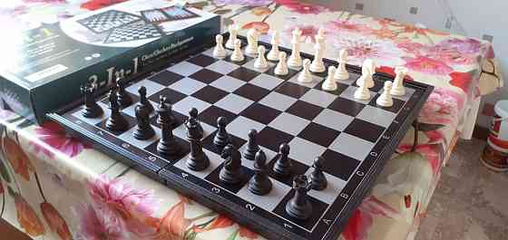 Продам новые шахматы , нарды и шашки 3 в 1 - Росиия . Х Муткенова