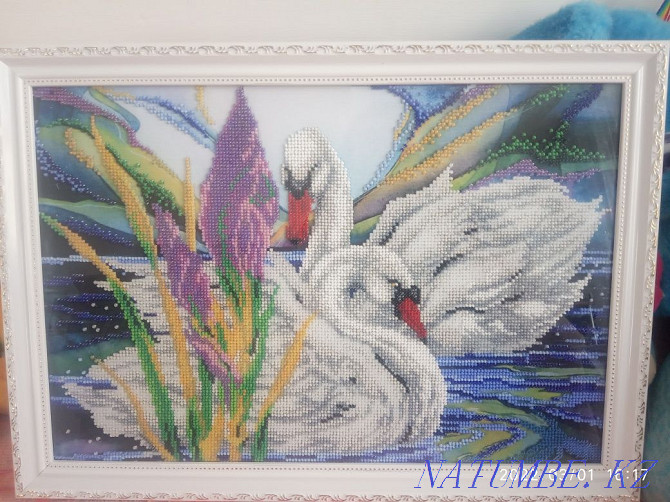 Лебеди картина из бисера Петропавловск - изображение 1