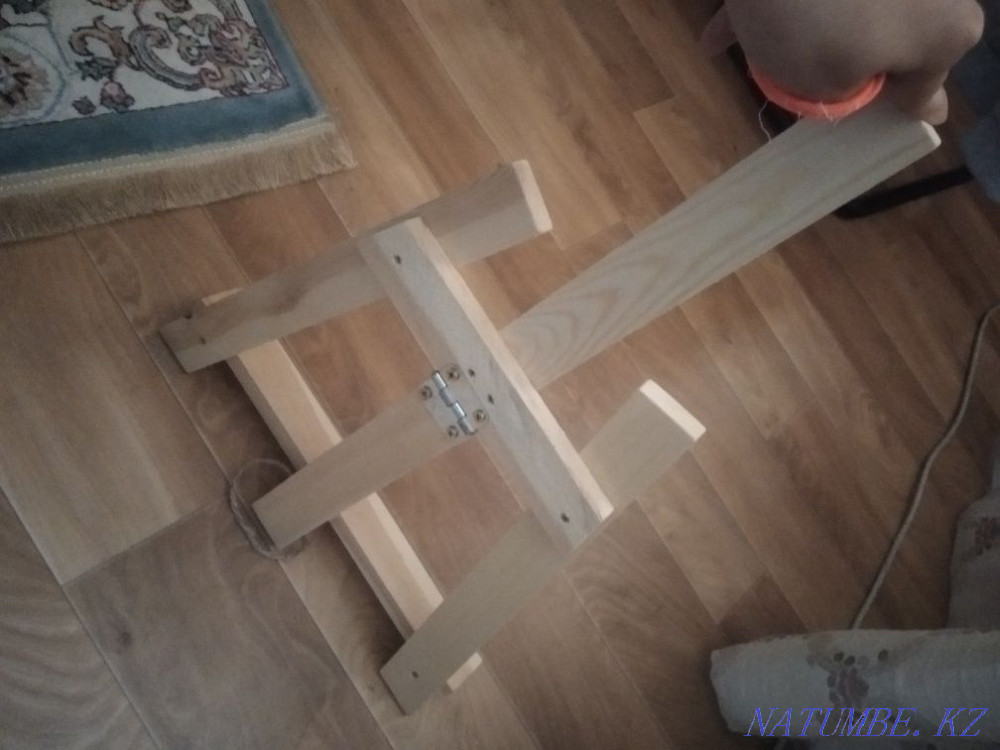 Easel, desktop  - photo 2