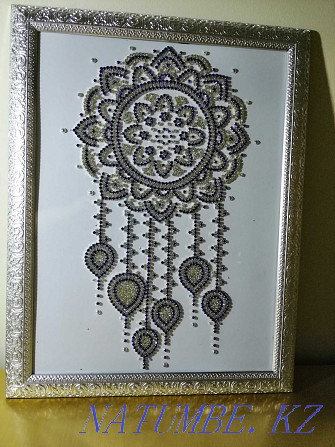 The author's picture of rhinestones "Diamond brooch" Astana - photo 2