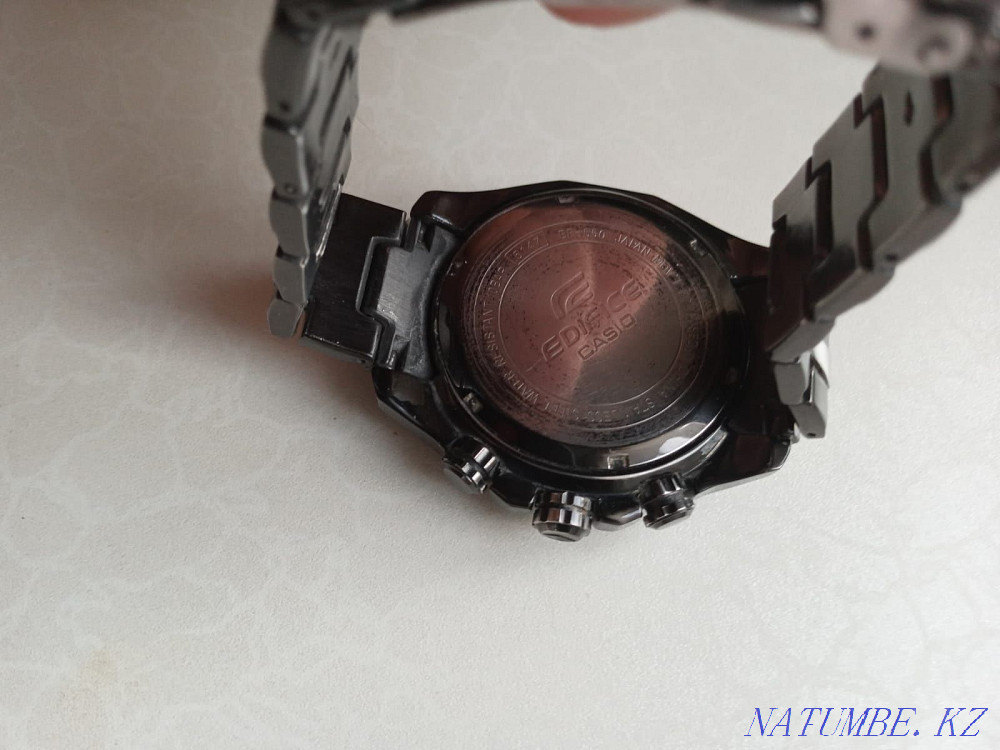 Edifise casio часы наручные оригинал в отличном состоянии Алматы - изображение 3