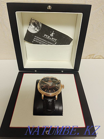 Wristwatch Poljot International Ust-Kamenogorsk - photo 1