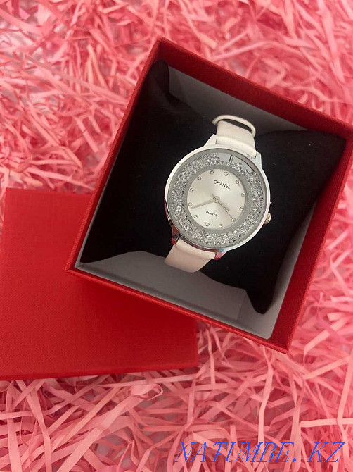 Beautiful women's wrist watch Abay - photo 2