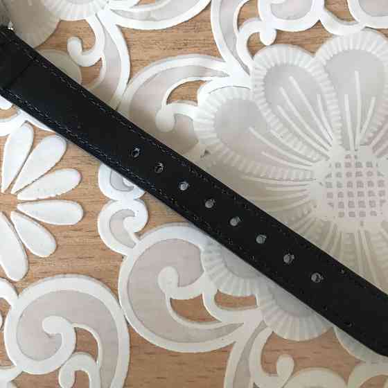 CASIO women's watch with leather strap in excellent condition! Astana