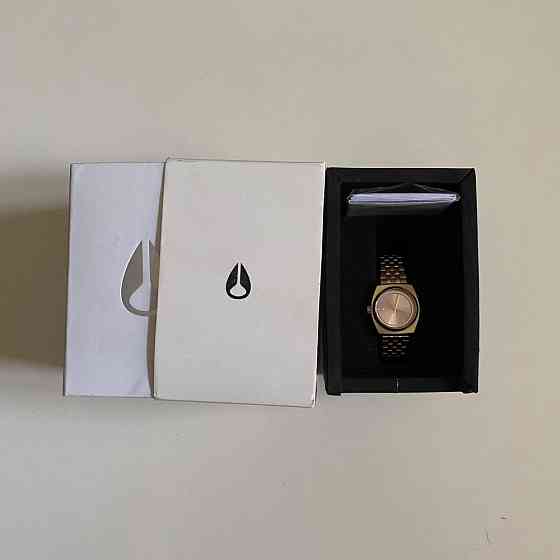 NIXON Small Time Teller Women's Часы наручные Алматы
