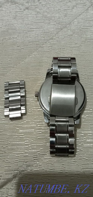 Наручные часы срочно продам Семей - изображение 2