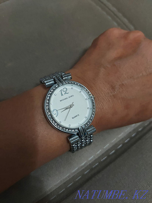 Часы наручные Michael Kors Алматы - изображение 3