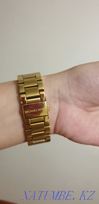 Наручные женские часы Michael Kors Алматы - изображение 3