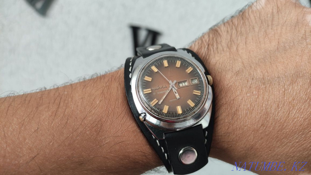 Selling soviet watches  - photo 1