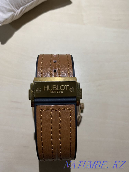Наручные часы Hublot  - изображение 3