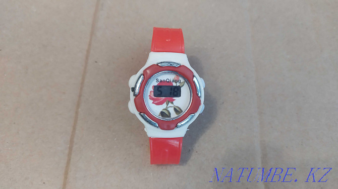 Children's watch, red, beautiful, for children Shymkent - photo 1