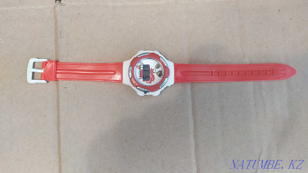Children's watch, red, beautiful, for children Shymkent - photo 4