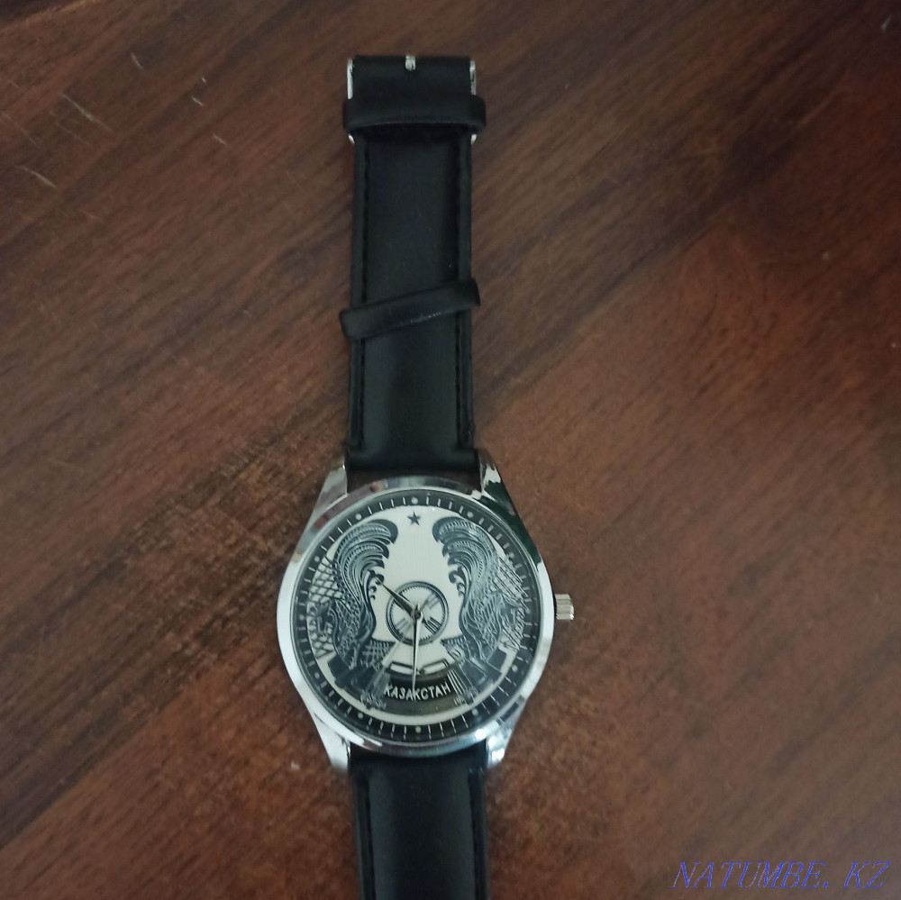Наручные часы продам Отеген батыра - изображение 2